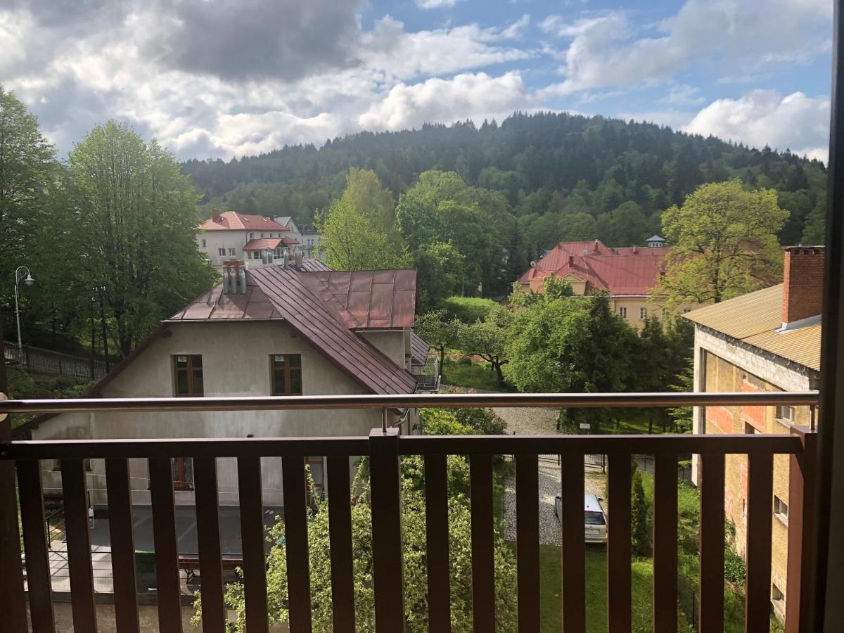 Gold Apartments Your Holiday Home Rodzinny 27 Krynica Zdroj Dış mekan fotoğraf